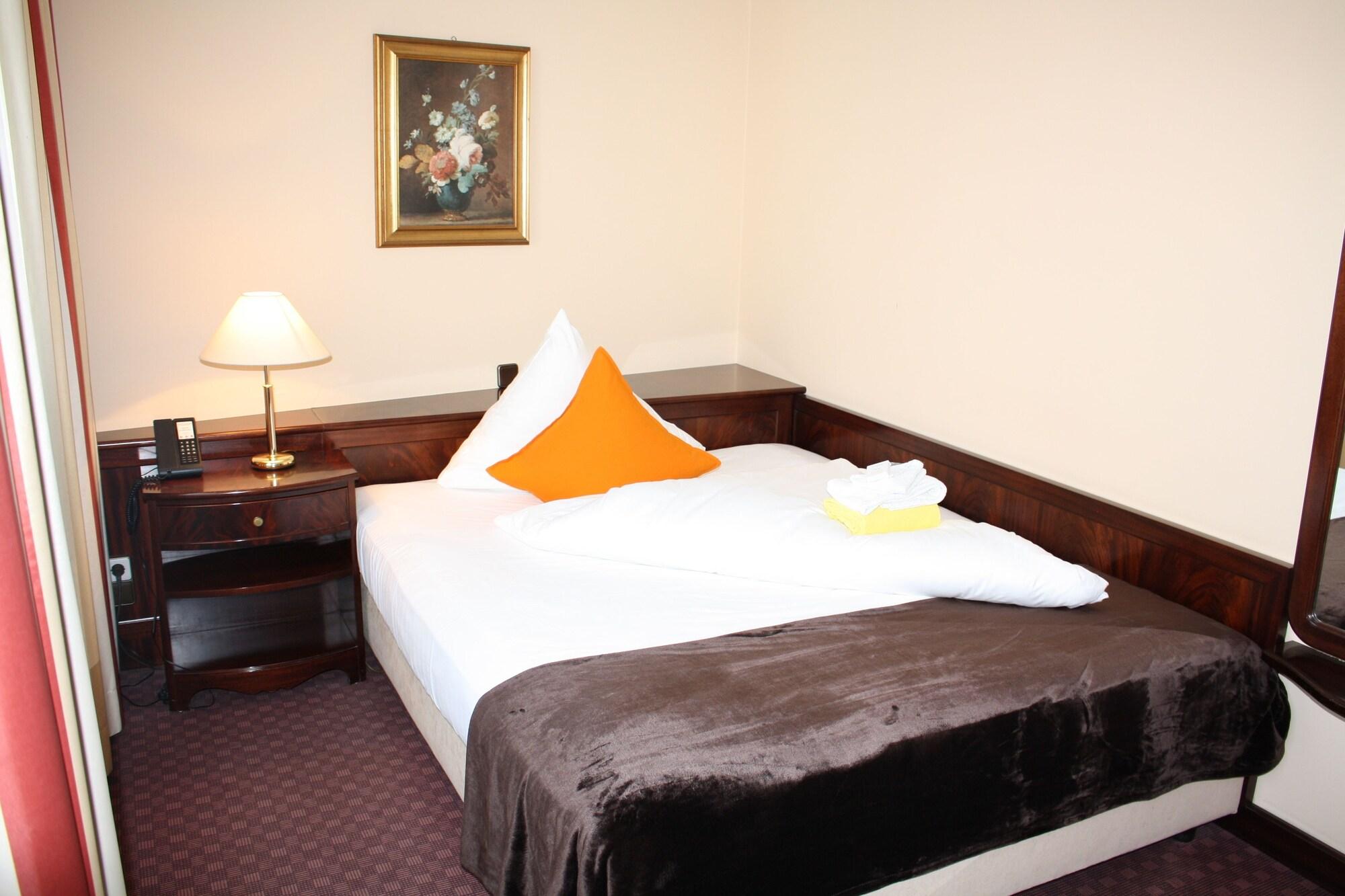 מינכן Hotel Exquisit מראה חיצוני תמונה