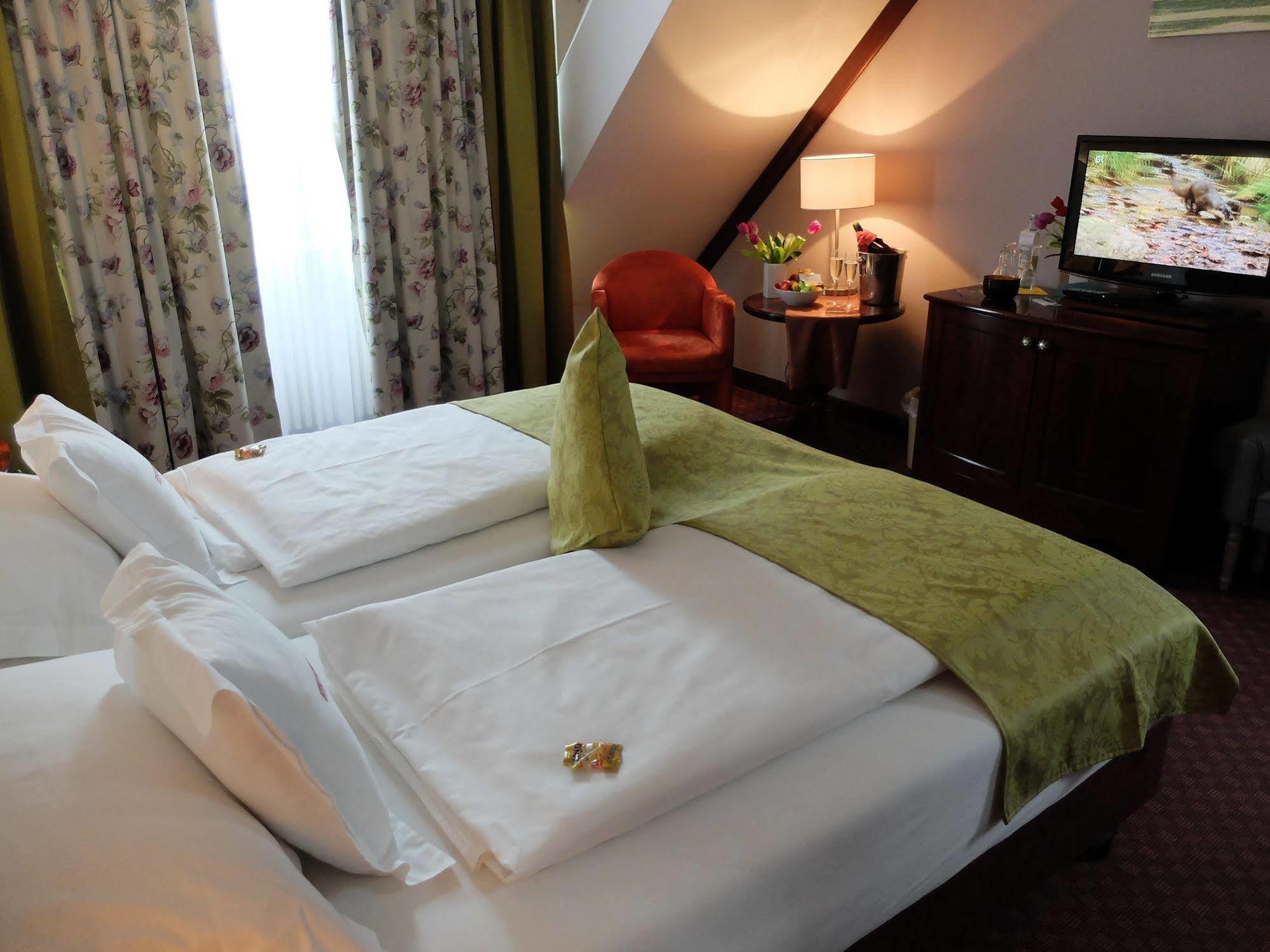 מינכן Hotel Exquisit מראה חיצוני תמונה